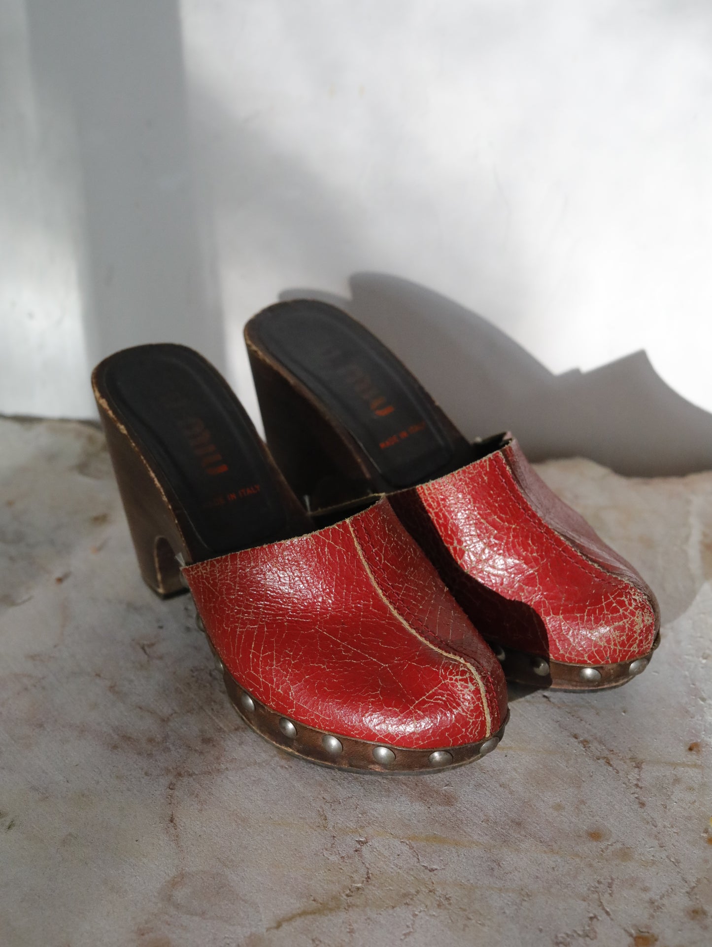 Miu Miu 2001 Cracked leather Clogs