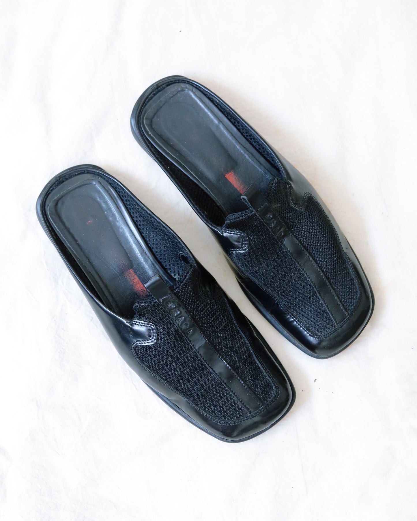 SS2000 Prada Slipper